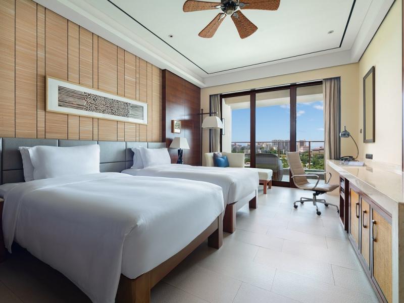 Crowne Plaza Sanya City Center