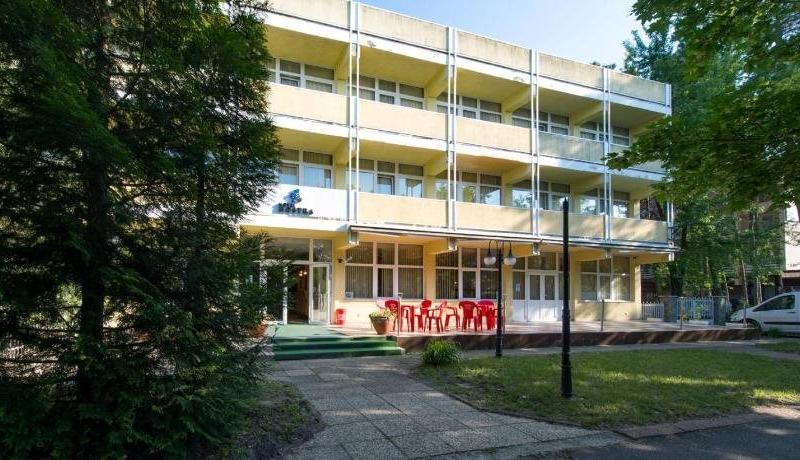 Nostra Hotel