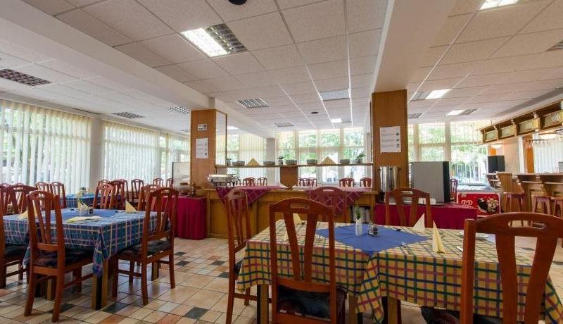 Nostra Hotel