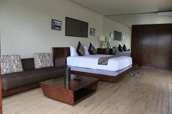 Senetan Villas & Spa Resort