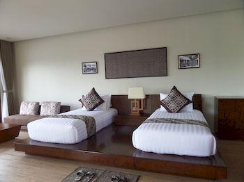 Senetan Villas & Spa Resort