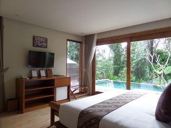 Senetan Villas & Spa Resort