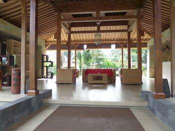 Senetan Villas & Spa Resort