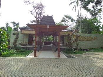 Senetan Villas & Spa Resort