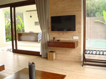 Senetan Villas & Spa Resort