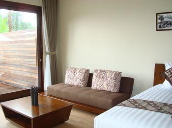 Senetan Villas & Spa Resort