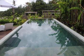 Senetan Villas & Spa Resort