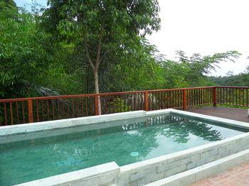 Senetan Villas & Spa Resort