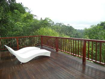 Senetan Villas & Spa Resort