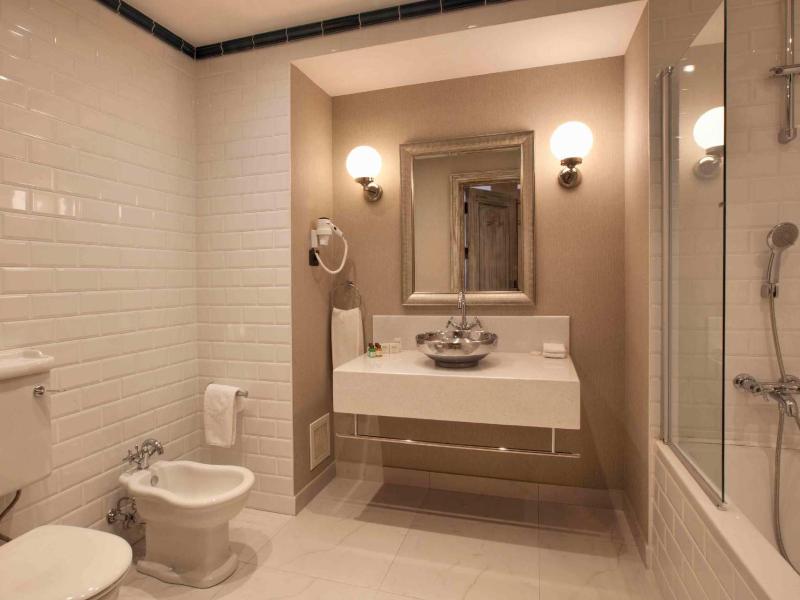 Sakit Gol - Silent Lake Hotel