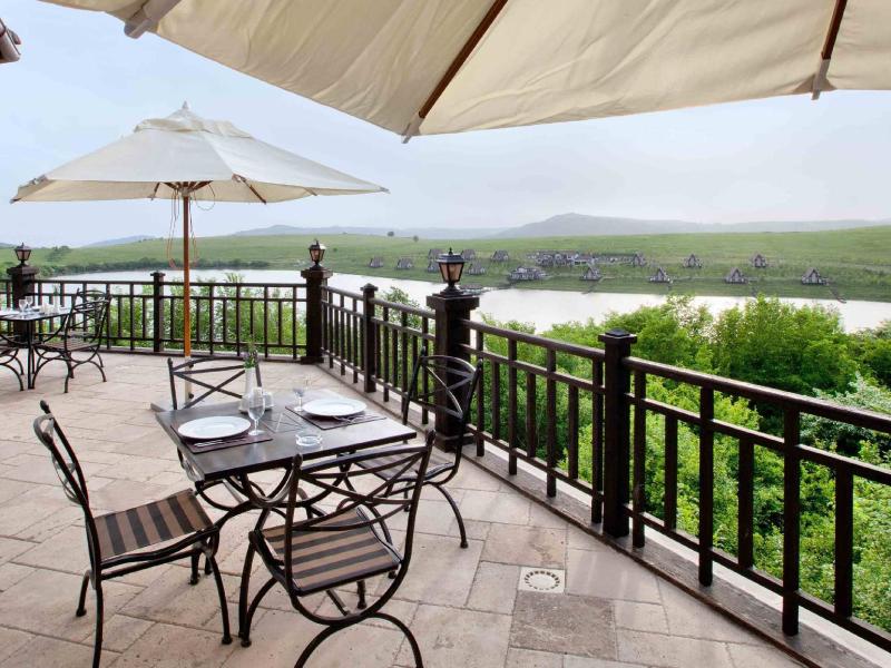 Sakit Gol - Silent Lake Hotel