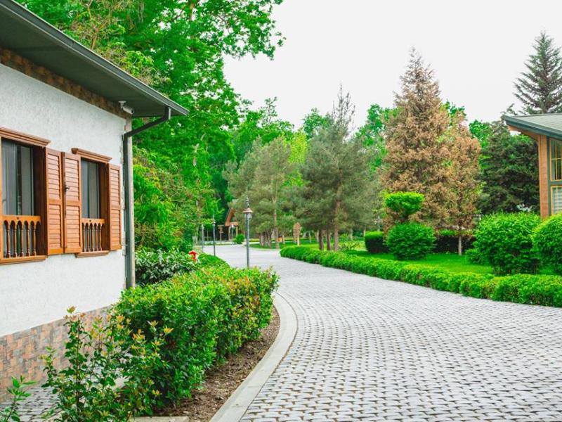 River Inn Resort & SPA