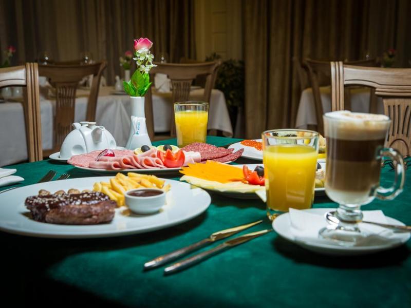 River Inn Resort & SPA