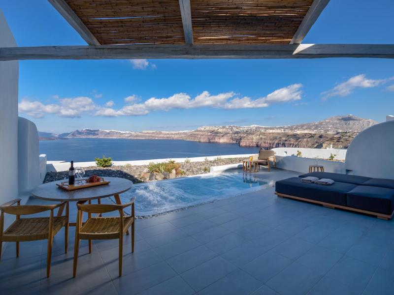 Neptune Luxury Spa Suites