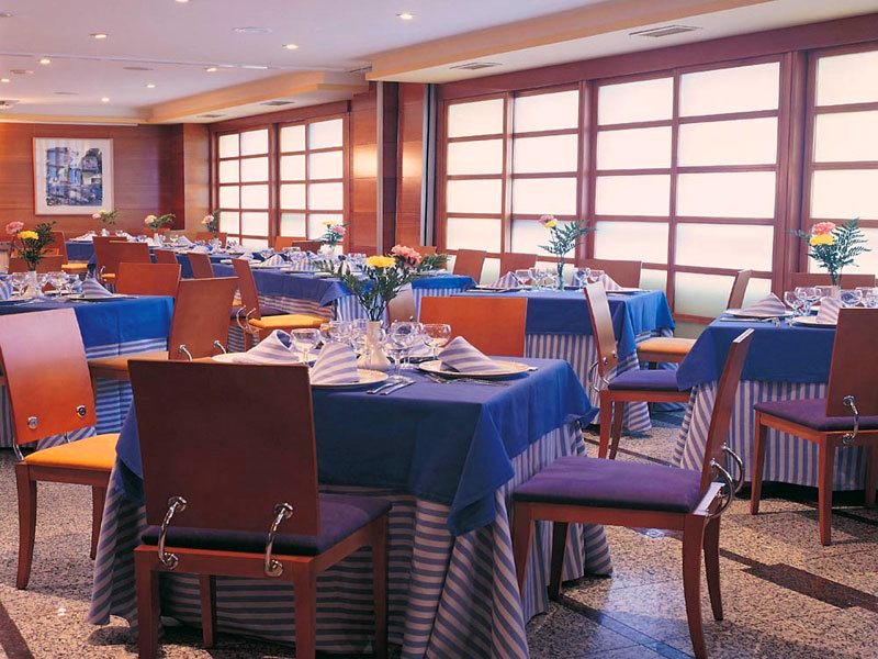 Hotel Corona De Castilla
