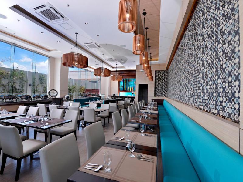 Bayfront Hotel Cebu North Reclamation