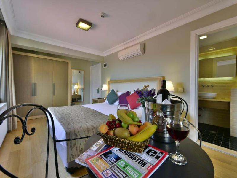 Agora Life Hotel