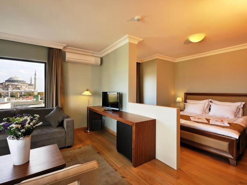 Agora Life Hotel