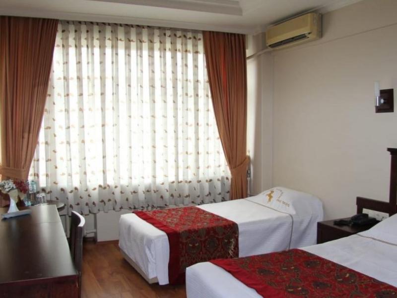 Elit Palace Hotel