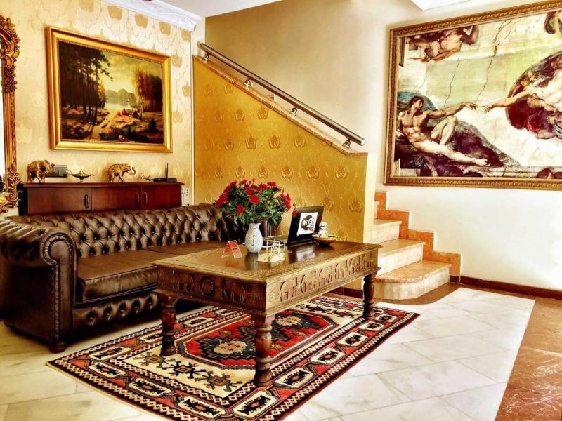 Grand Ambiance Hotel