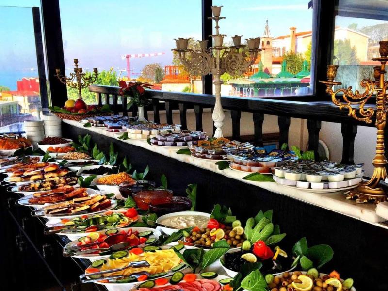 Grand Ambiance Hotel