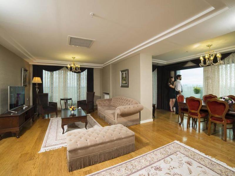 Radisson Residences Avrupa Tem Istanbul