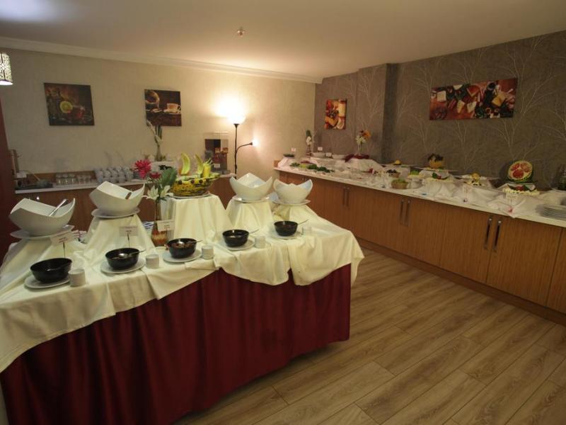 Helikon Business Hotel