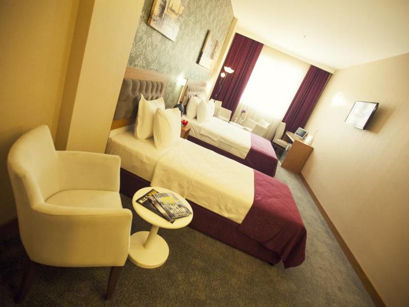Helikon Business Hotel