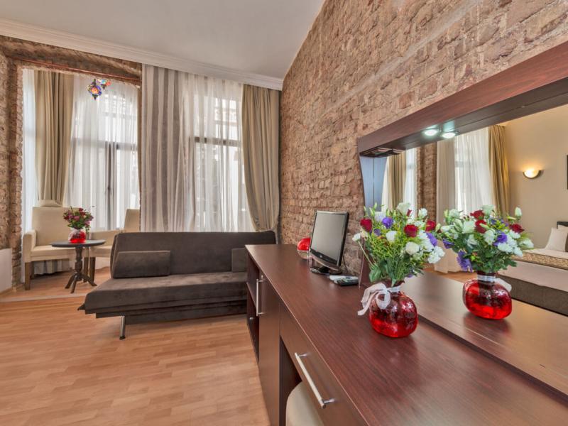 Taxim Marin Hotel