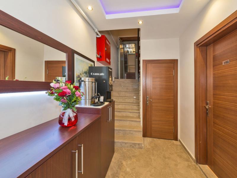 Taxim Marin Hotel