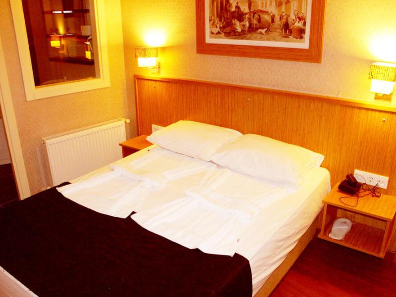 Agora Boutique Hotel & Bistro 