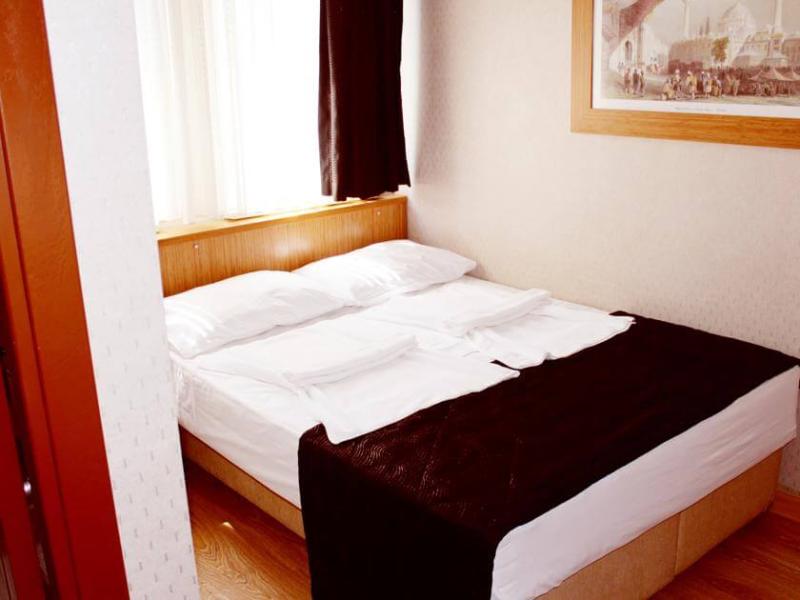 Agora Boutique Hotel & Bistro 