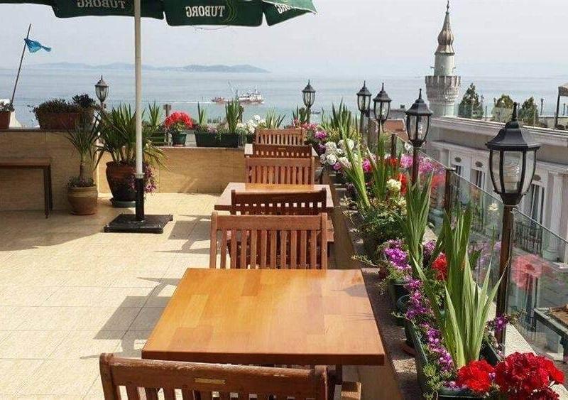 Agora Boutique Hotel & Bistro 