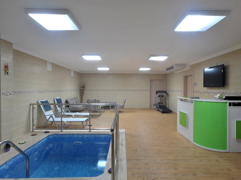 Rhiss Hotel Bostanci