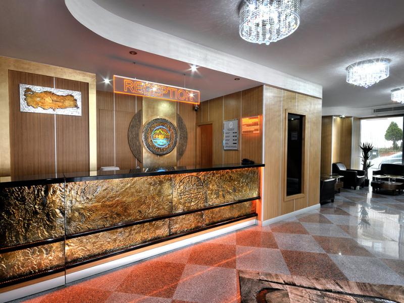 Rhiss Hotel Bostanci
