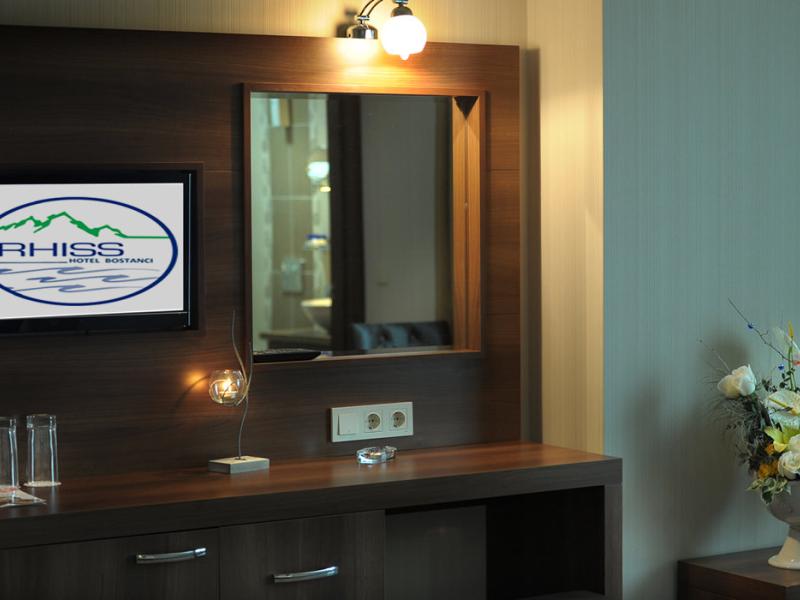 Rhiss Hotel Bostanci