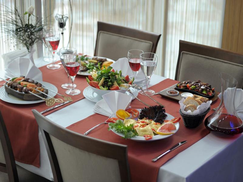 Rhiss Hotel Bostanci