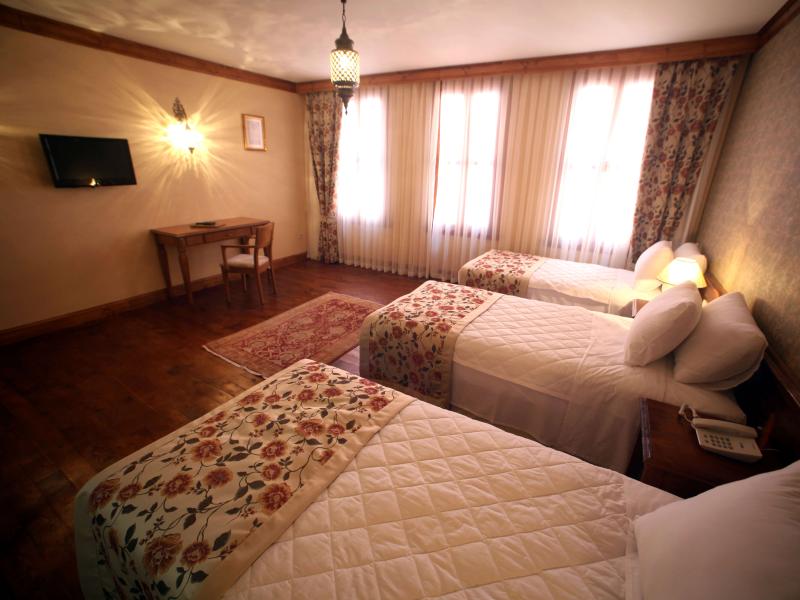 Lalinn Hotel