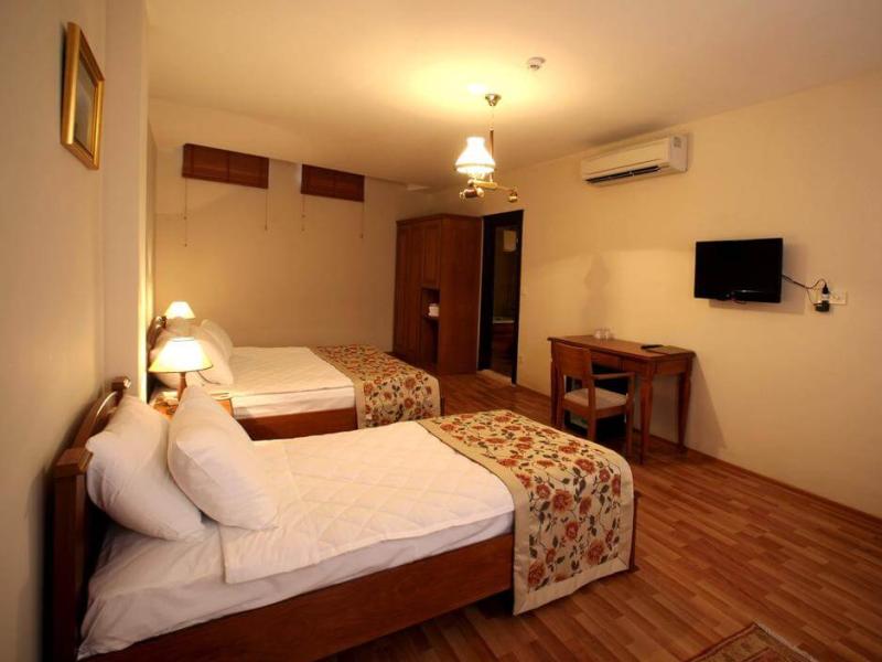 Lalinn Hotel
