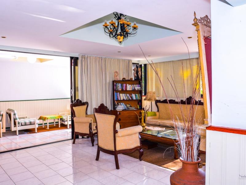 Lefka City Hotel & Apartments