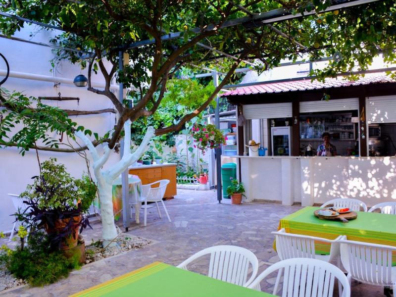 Lefka City Hotel & Apartments