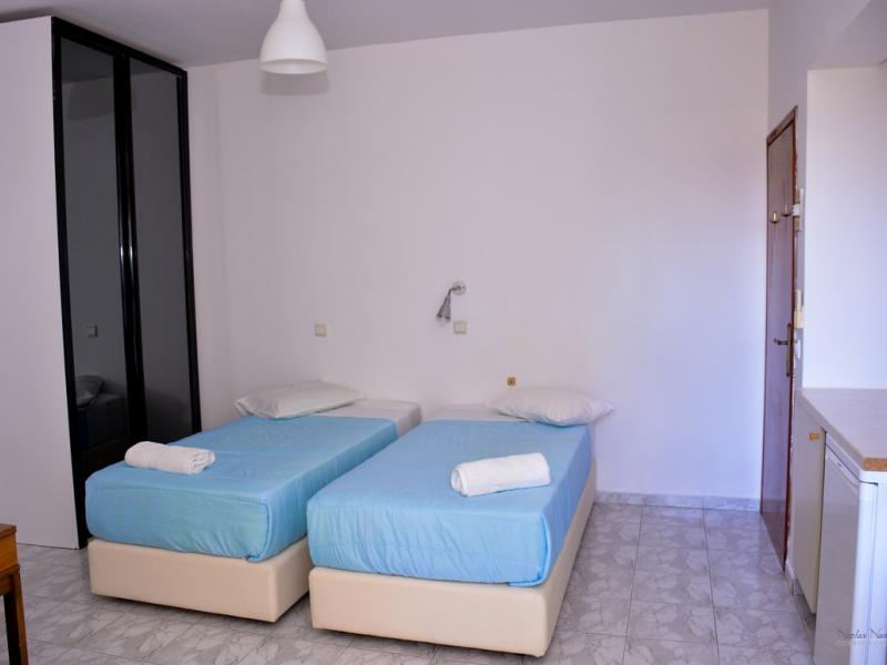 Lefka City Hotel & Apartments