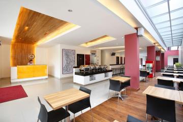 Отель Amaris Hotel Dewi Sri Индонезия, Кута, фото 14