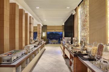 Отель Swiss-Belhotel Tuban Индонезия, Кута, фото 23