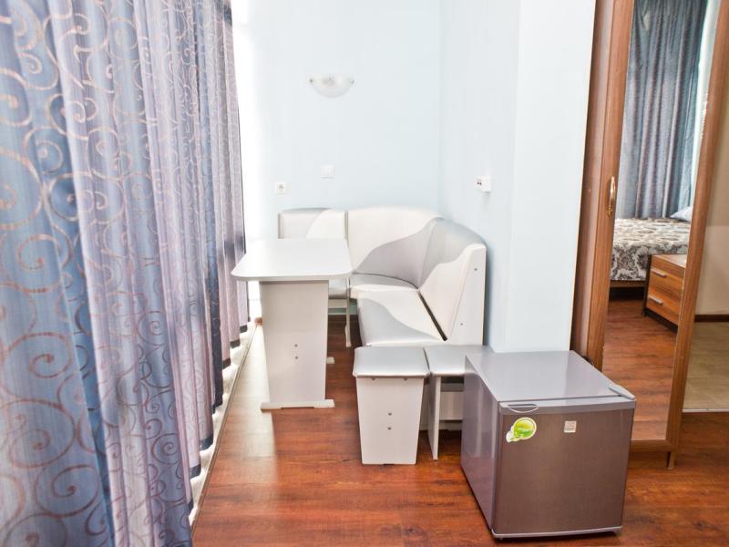 Николина Фазенда