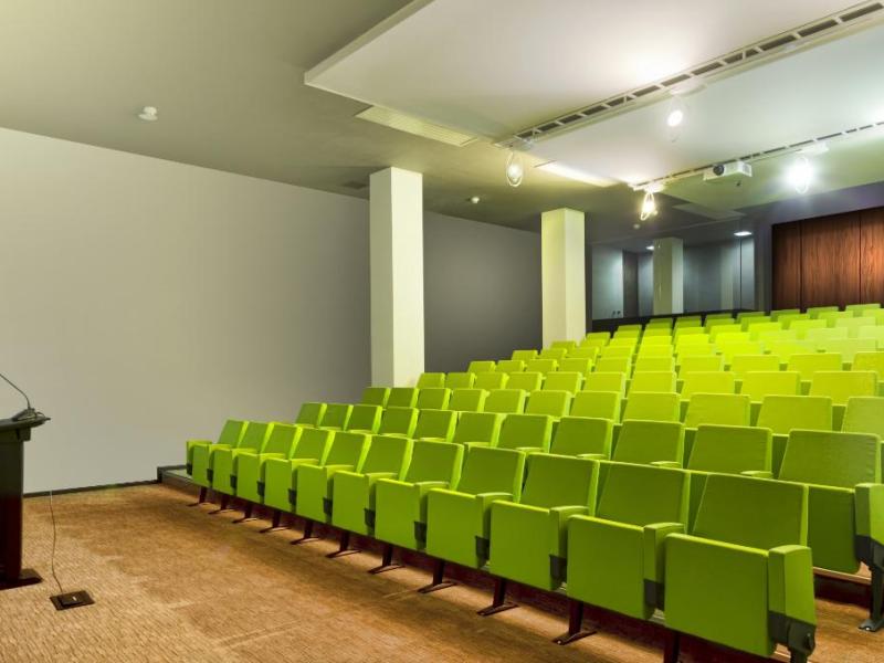 Ramada Hotel & Suites Baku