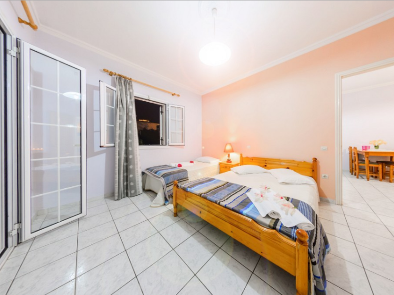 Villa Georgia Studios & Apartments