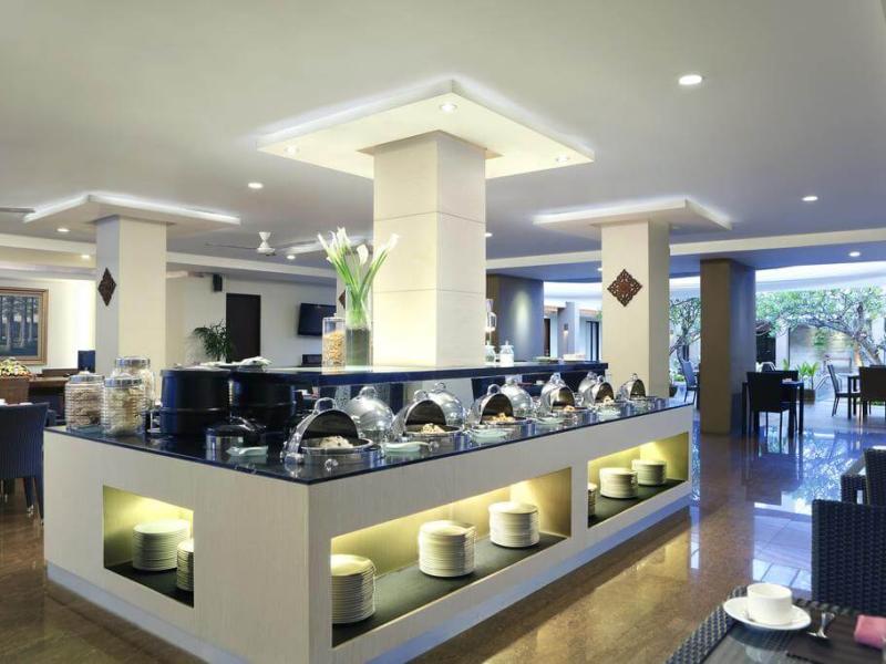 Hotel Santika Kuta