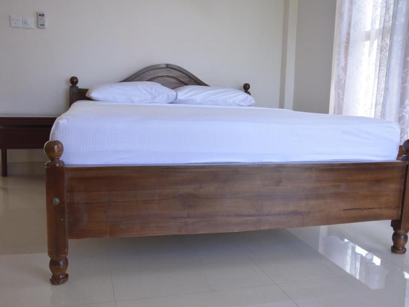 Araliya Blue Beach View Hotel