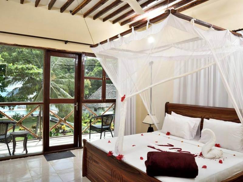 Amaan Ocean Kihinani